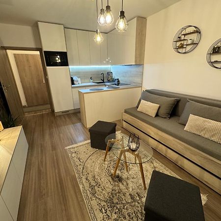 Moderny Apartman S Vyhladom Na Vysoke Tatry Poprad Exterior foto