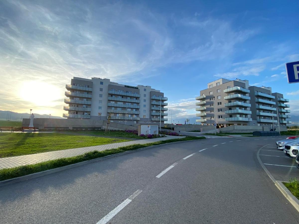 Moderny Apartman S Vyhladom Na Vysoke Tatry Poprad Exterior foto