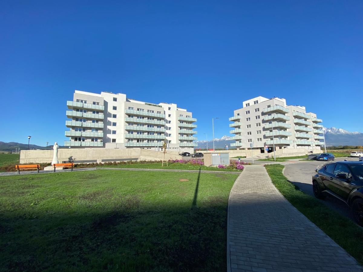 Moderny Apartman S Vyhladom Na Vysoke Tatry Poprad Exterior foto