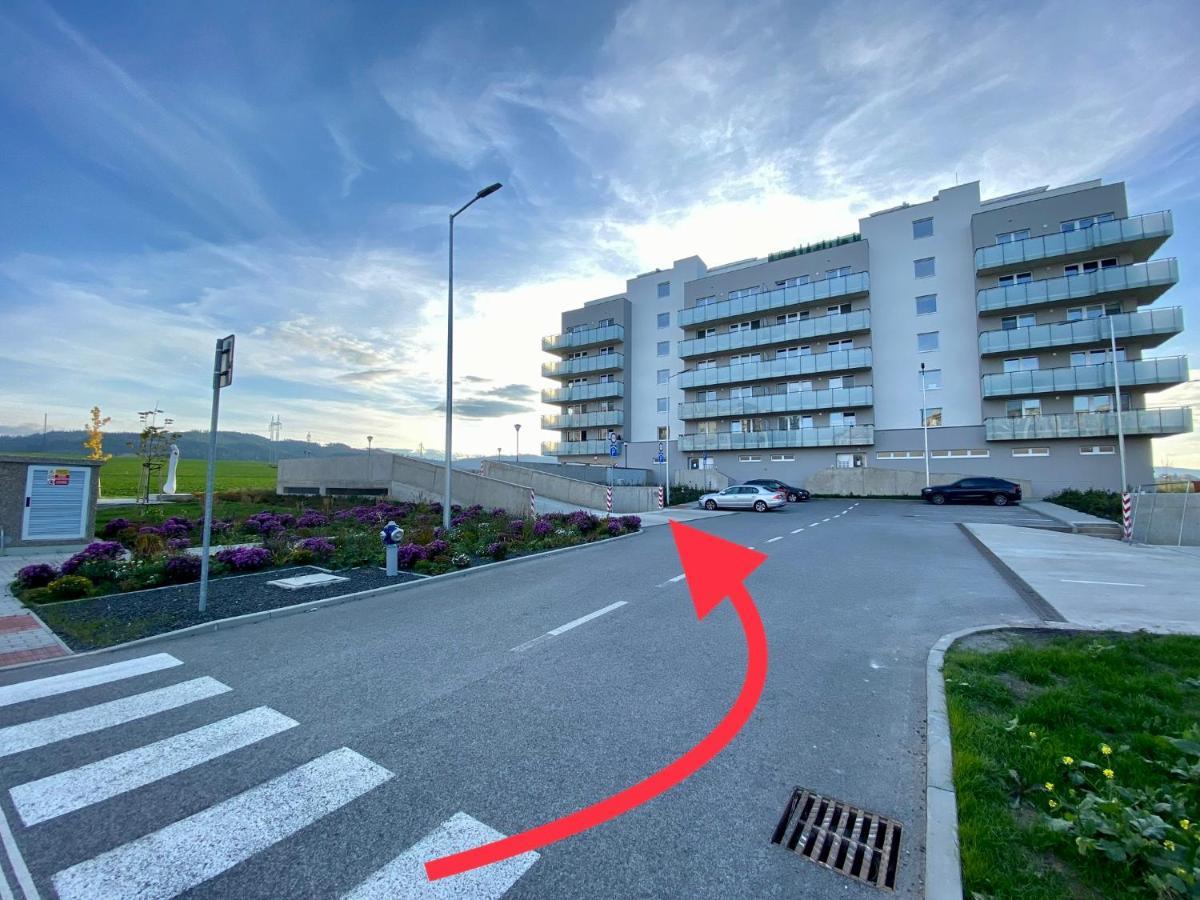 Moderny Apartman S Vyhladom Na Vysoke Tatry Poprad Exterior foto