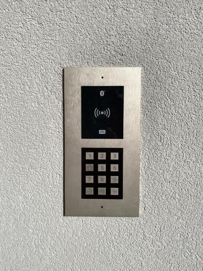 Moderny Apartman S Vyhladom Na Vysoke Tatry Poprad Exterior foto