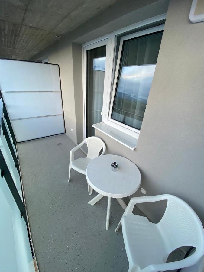 Moderny Apartman S Vyhladom Na Vysoke Tatry Poprad Exterior foto