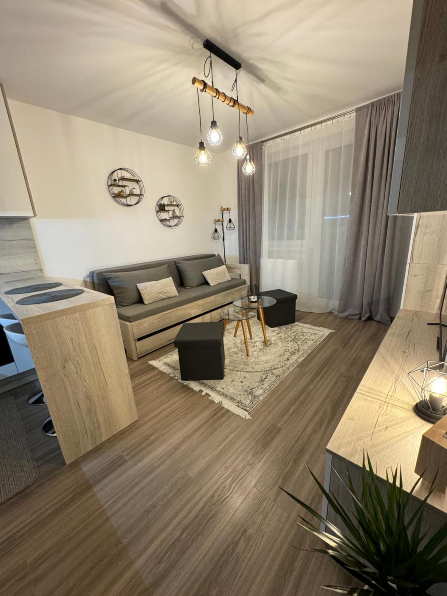 Moderny Apartman S Vyhladom Na Vysoke Tatry Poprad Exterior foto